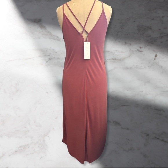 Lulu’s Hi-Low Twin Spaghetti Strap Stretch Knit Dress In Washed Red Size M - Picture 6 of 10